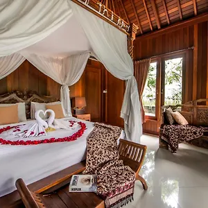 *** Guest house Nur By Purely Indonesia